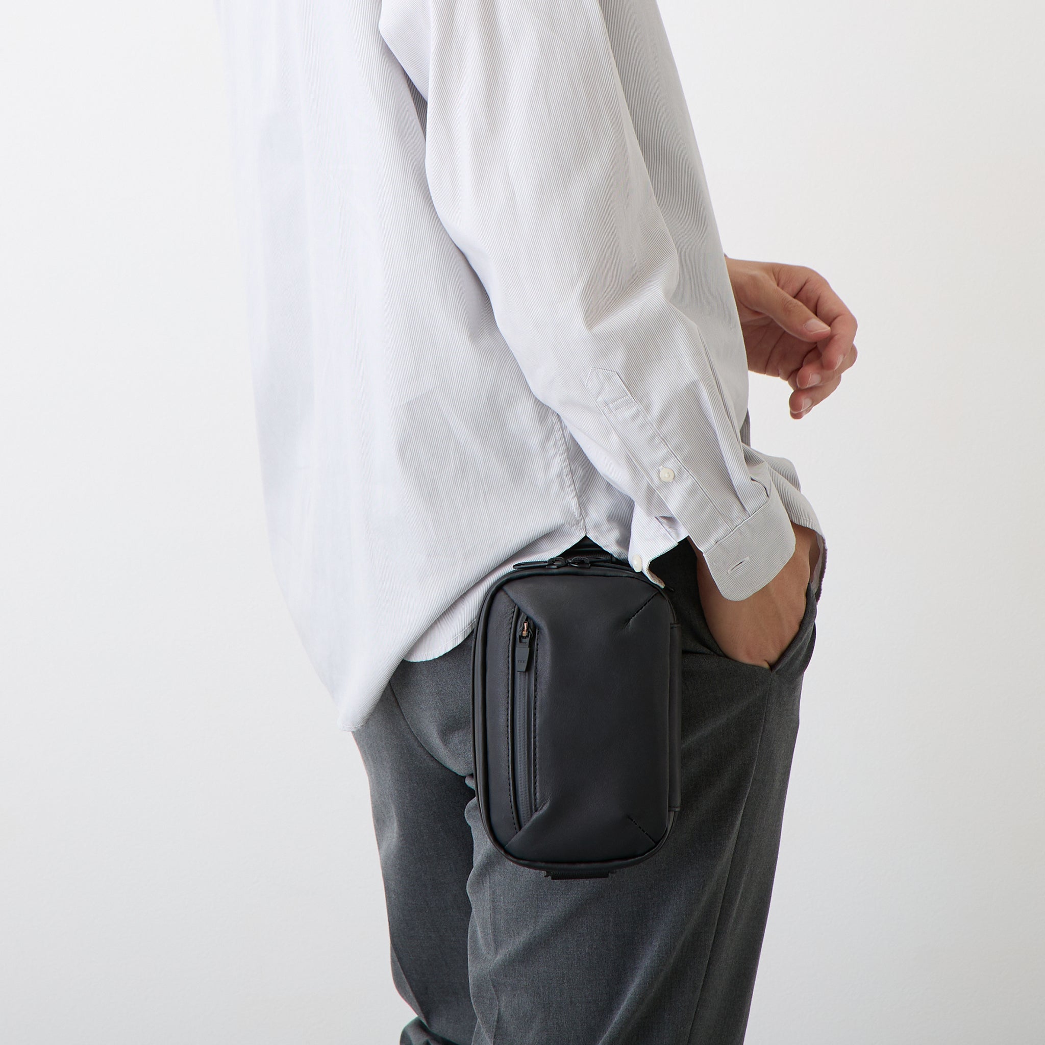 WATER PROOF LEATHER MINI BAG BLACK