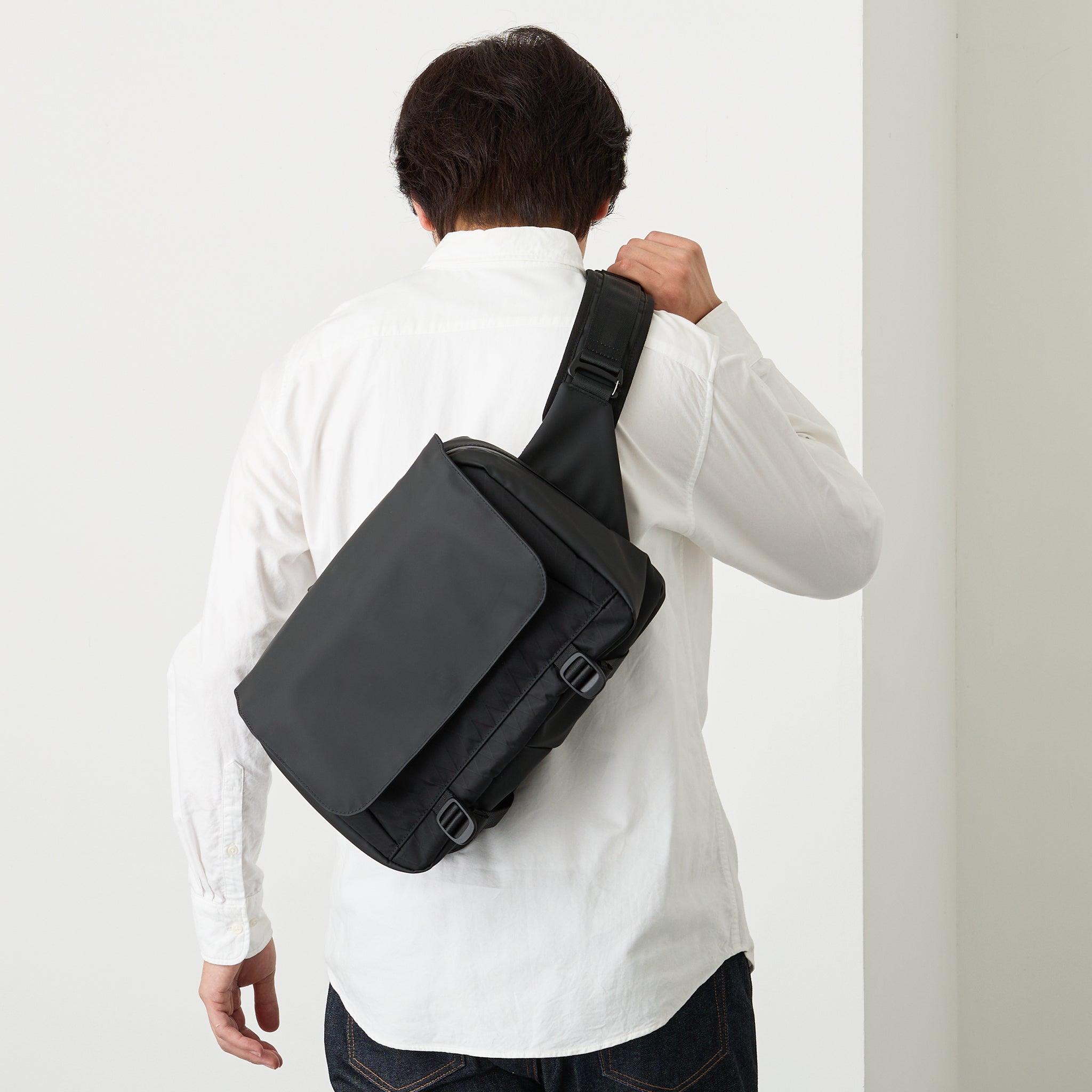 TOUGH BIG SLING BAG X-Pac