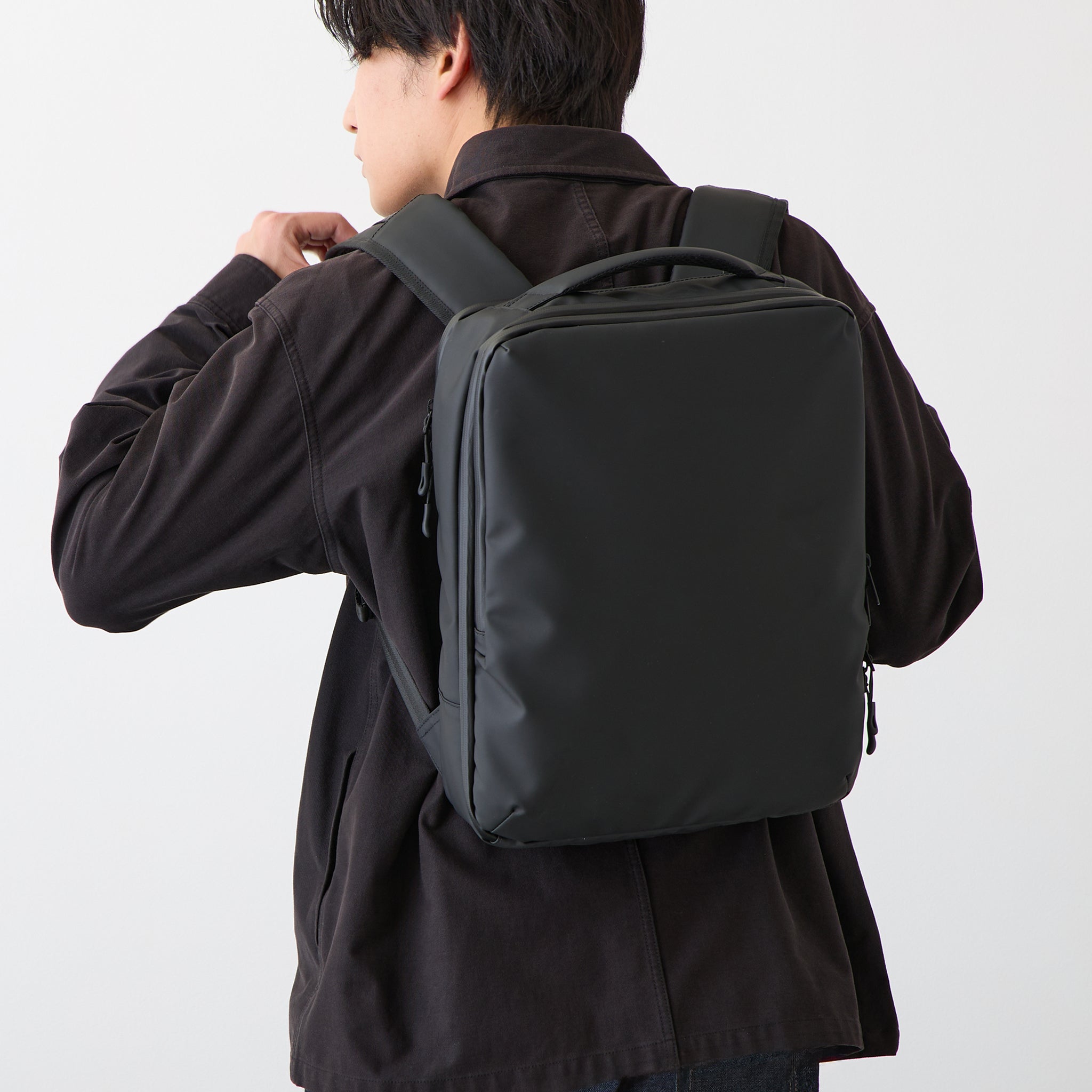 TOUGH SLIM BACKPACK BLACK