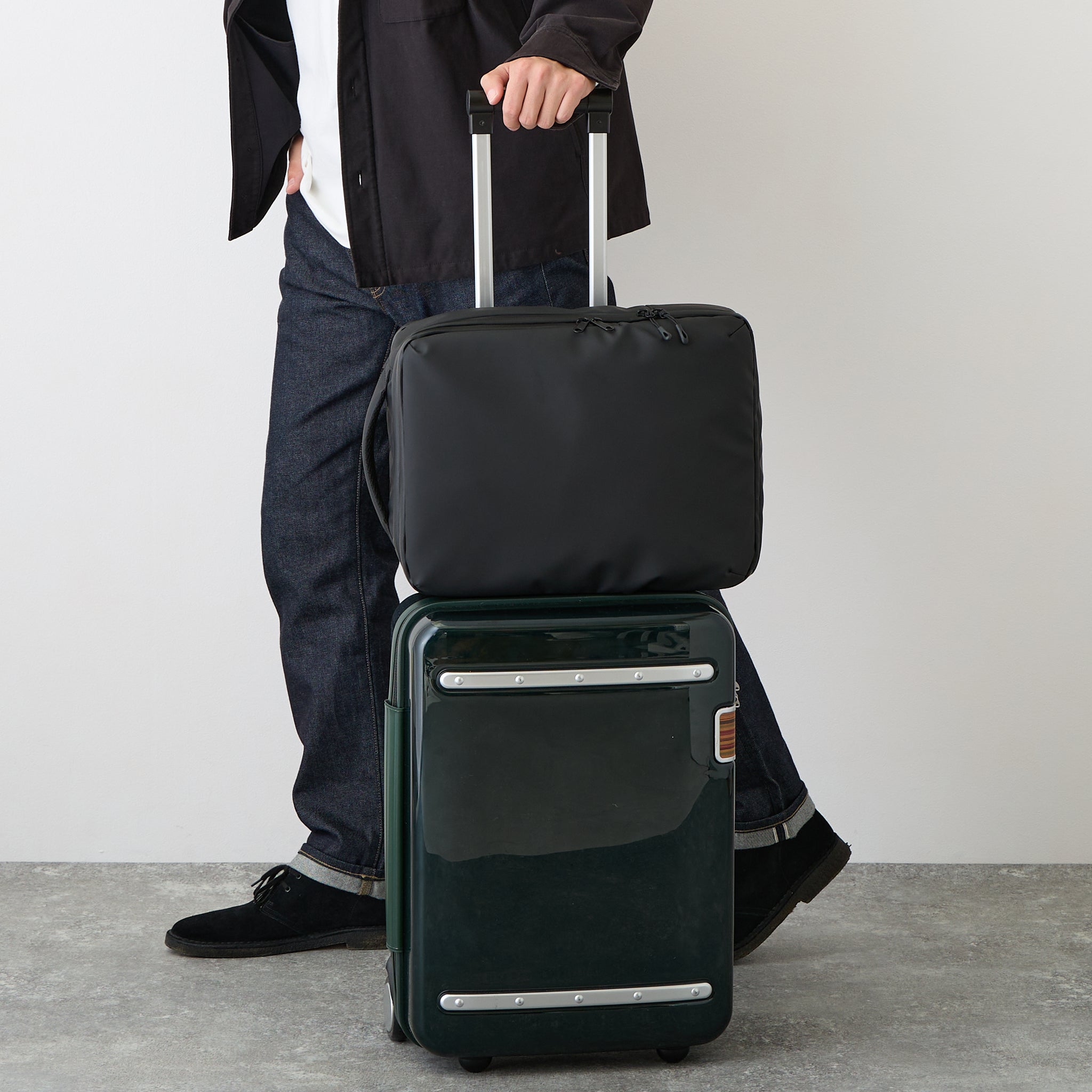 TOUGH SLIM BACKPACK BLACK