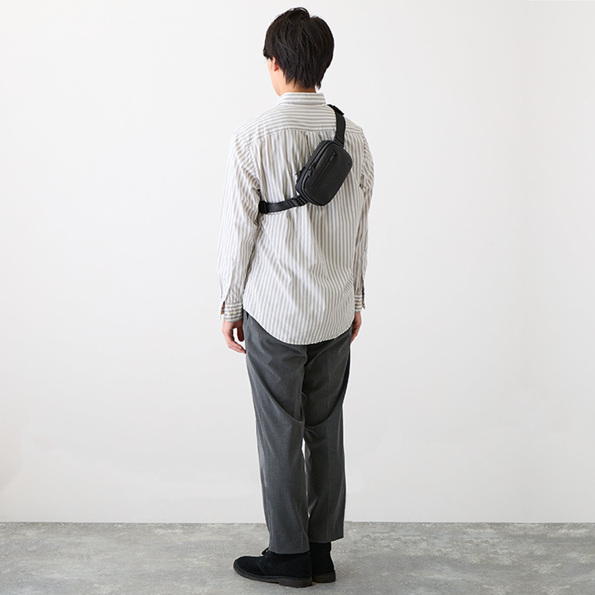 WATER PROOF LEATHER MINI BAG BLACK