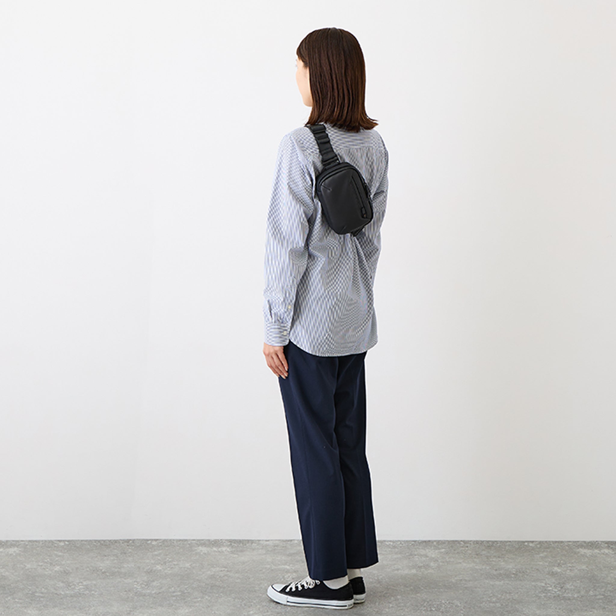 WATER PROOF LEATHER MINI BAG BLACK