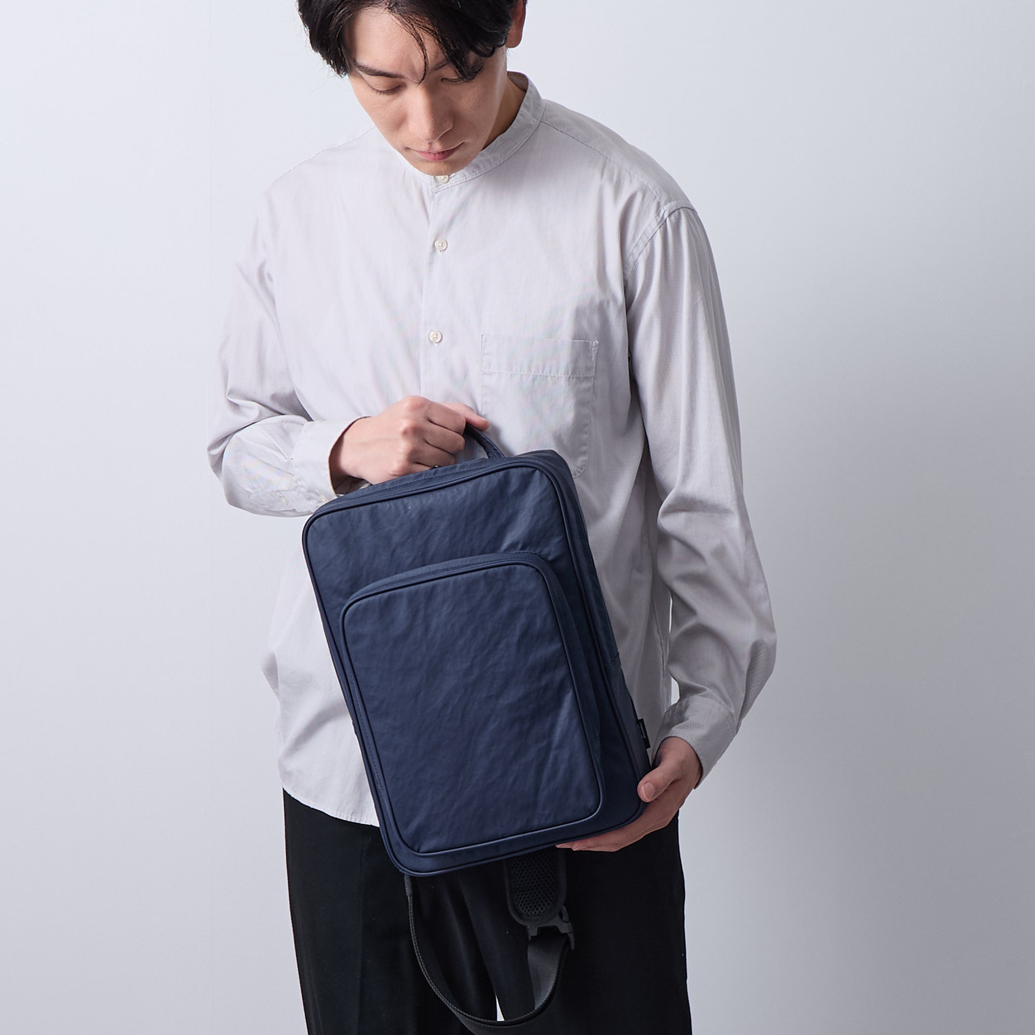 TOUGH LITE SLING BAG