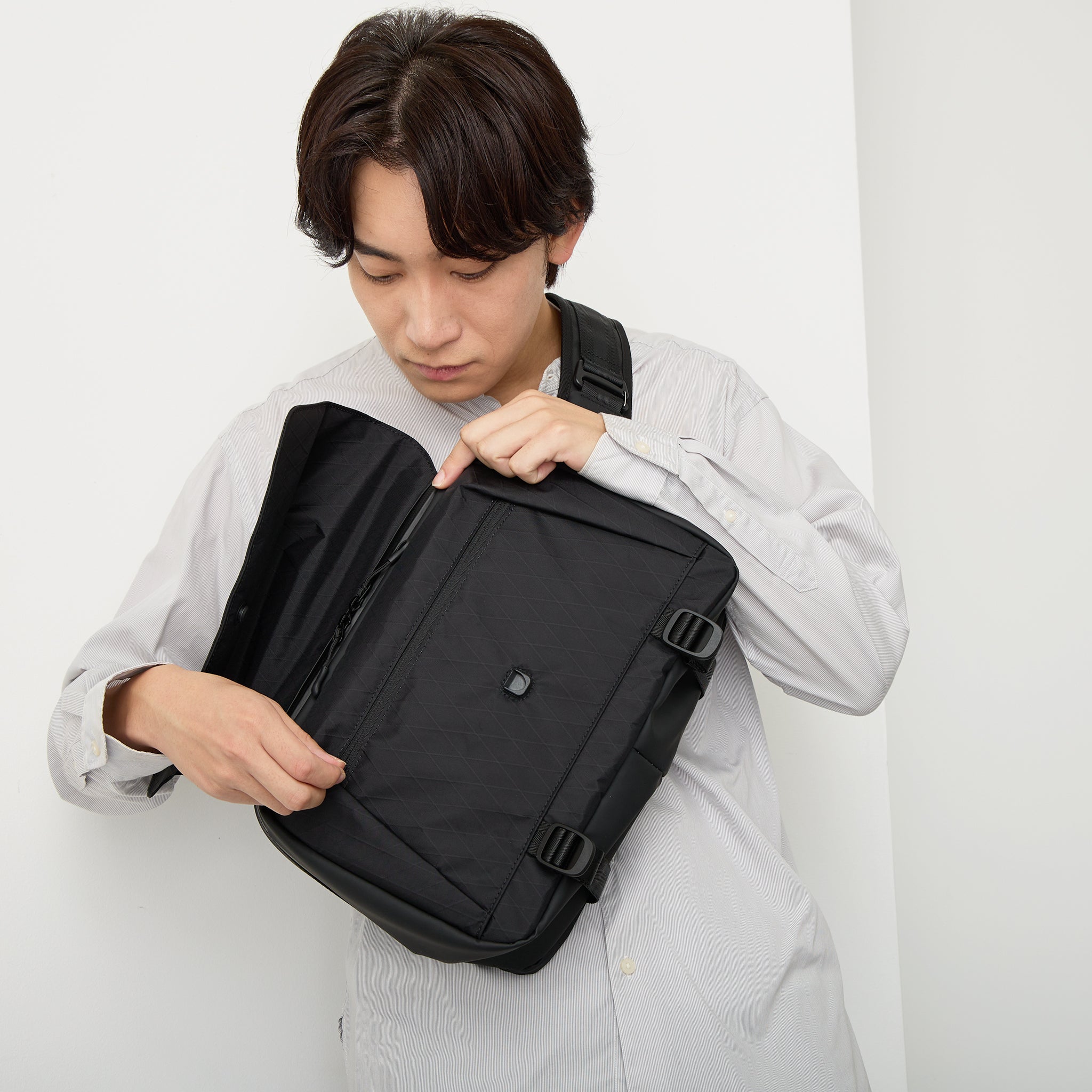 TRIDEAL TOUGH BIG SLINGBAG 黒　ビジネス　ナイロン撥水 TOUGH BIG SLING BAG